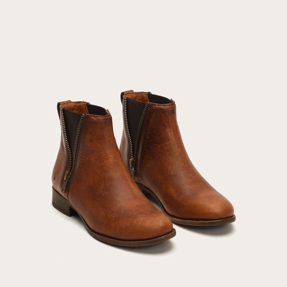 frye carly chelsea boot